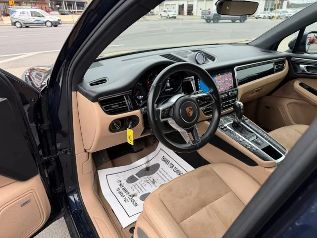 2020 Porsche Macan - Image 11 of 20