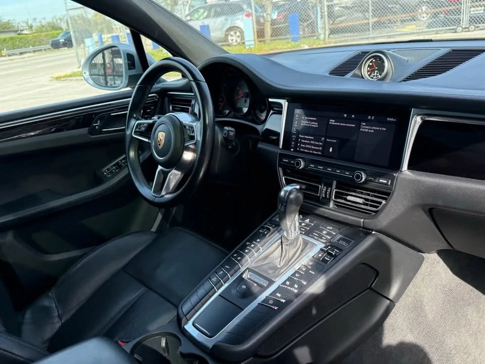 2020 Porsche Macan - Image 13 of 20