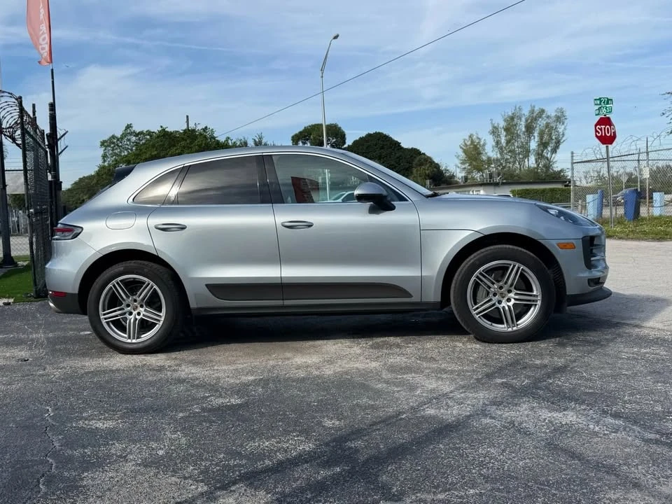 2020 Porsche Macan - Image 5 of 20