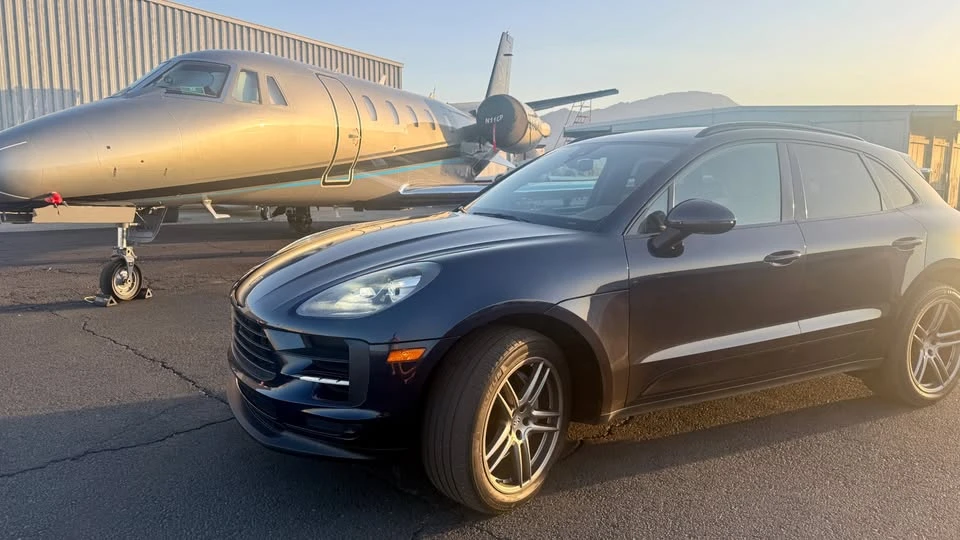 2020 Porsche Macan - Image 19 of 20