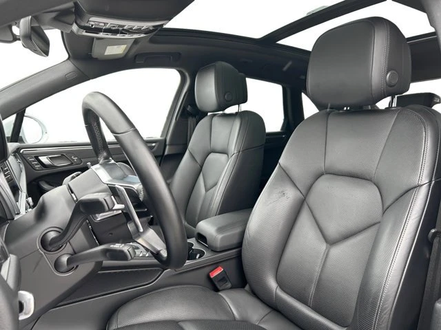 2020 Porsche Macan T - Image 6 of 9