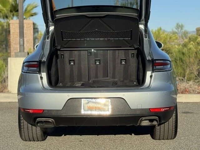 2020 Porsche Macan - Image 12 of 19
