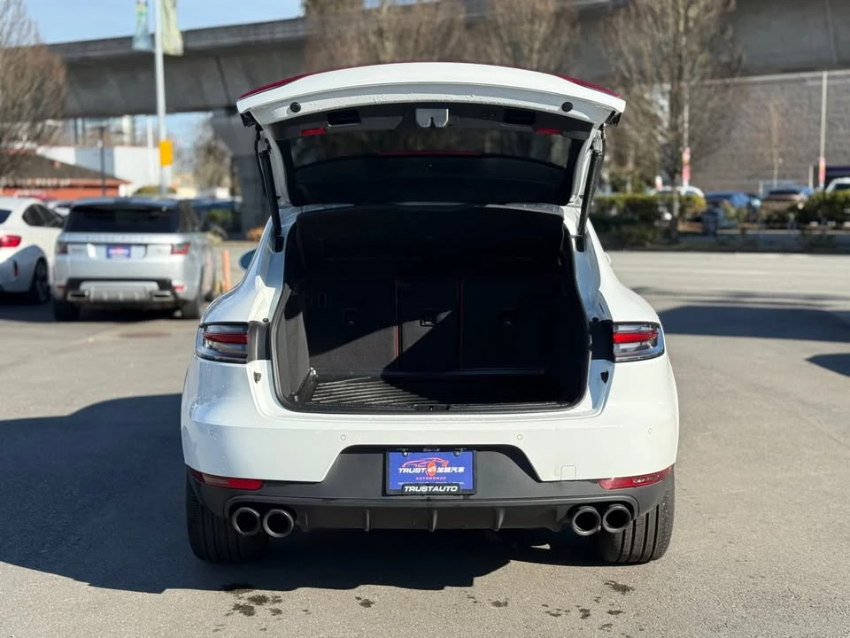 2020 Porsche Macan - Image 8 of 20