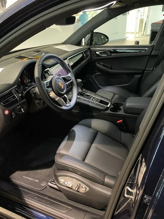 2020 Porsche Macan - Image 7 of 10