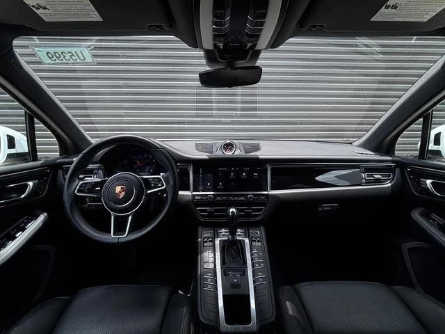 2020 Porsche Macan - Image 12 of 19