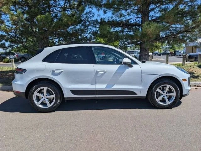 2020 Porsche Macan - Image 2 of 19