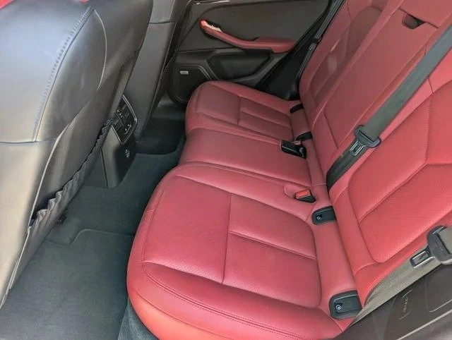 2020 Porsche Macan - Image 9 of 19