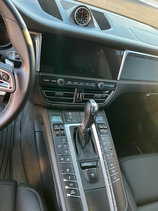 2020 Porsche Macan GTS - Image 8 of 12
