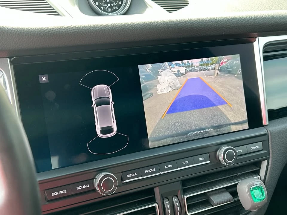 2020 Porsche Macan S - Image 9 of 15