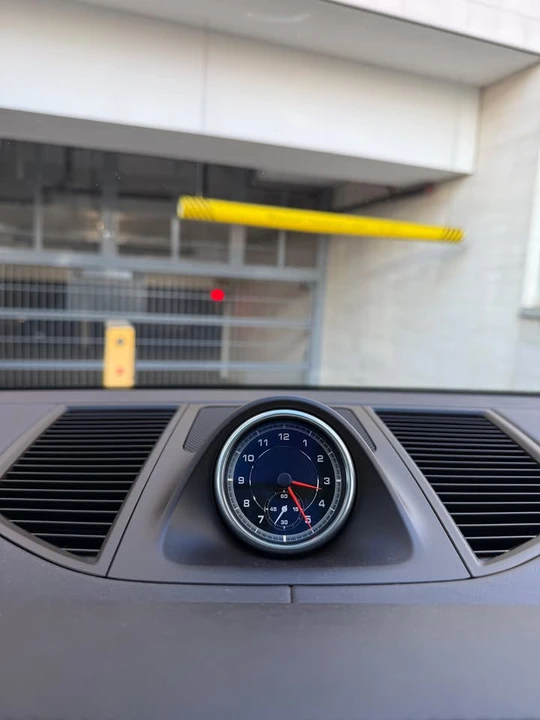 2020 Porsche Macan S - Image 13 of 18