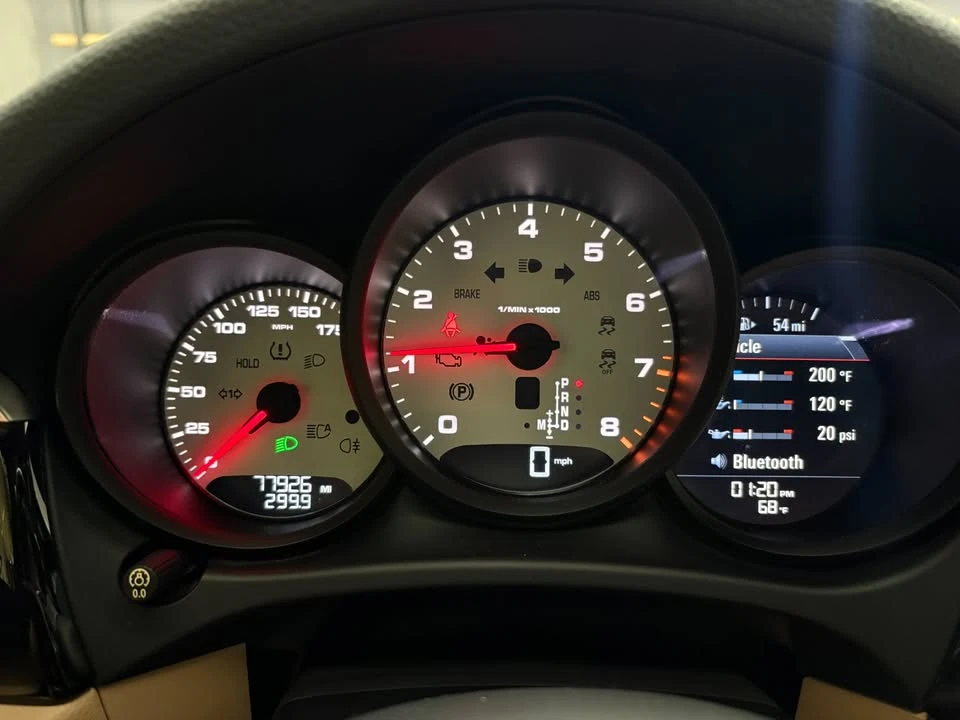 2020 Porsche Macan S - Image 8 of 20