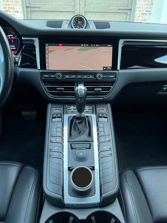 2020 Porsche Macan S - Image 8 of 12