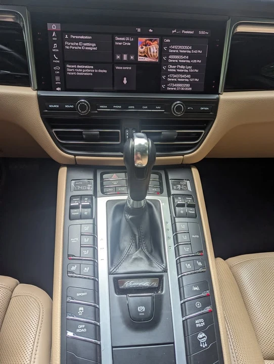 2020 Porsche Macan S - Image 9 of 10