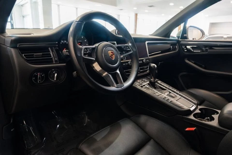 2020 Porsche Macan S - Image 19 of 20