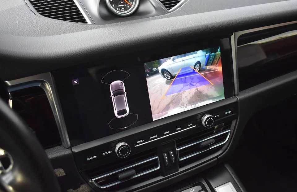 2020 Porsche Macan S - Image 11 of 20