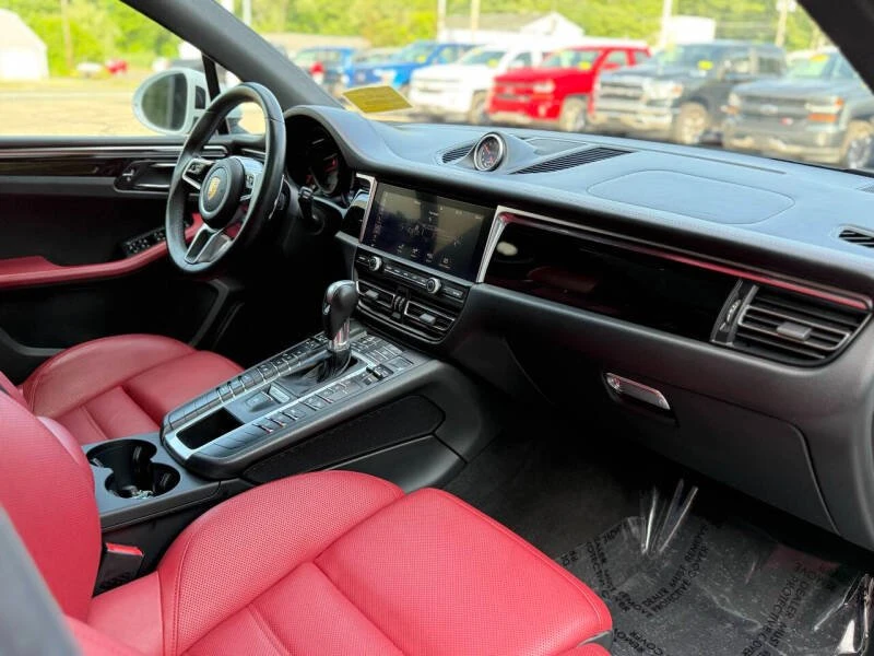 2020 Porsche Macan S - Image 19 of 20