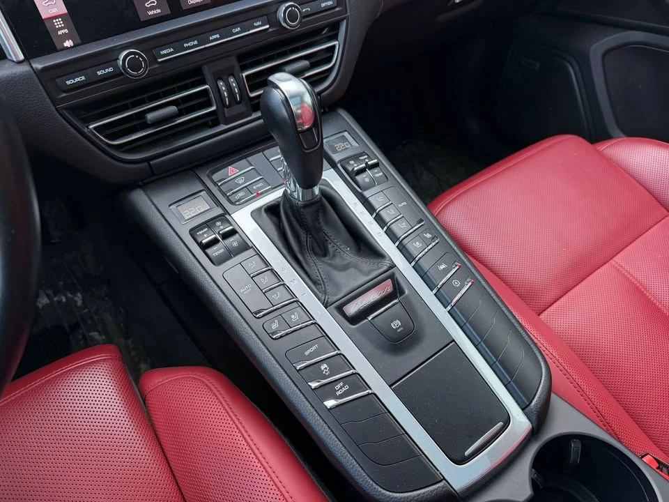 2020 Porsche Macan S - Image 14 of 18