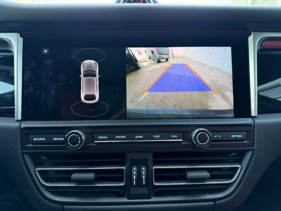 2020 Porsche Macan S - Image 13 of 18