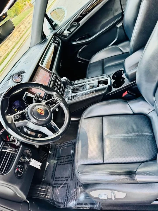 2020 Porsche Macan GTS - Image 11 of 20