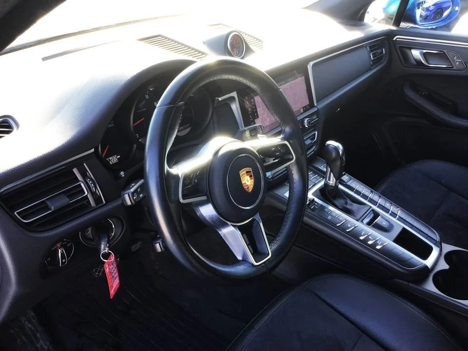 2020 Porsche Macan - Image 11 of 19