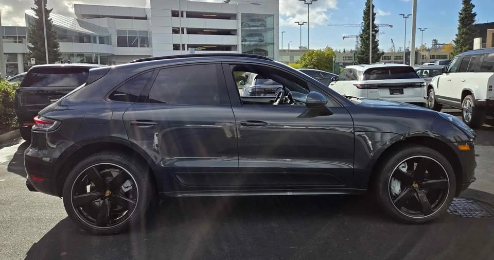 2020 Porsche Macan Turbo - Image 4 of 17