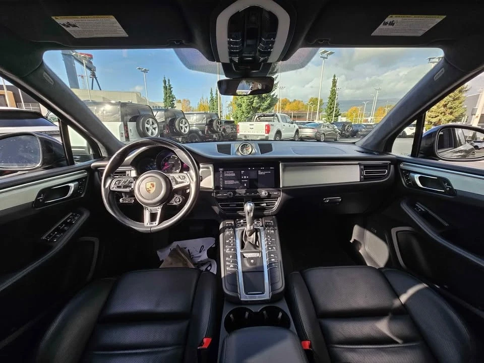 2020 Porsche Macan Turbo - Image 11 of 17