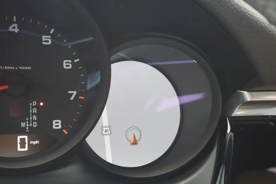 2020 Porsche Macan Turbo - Image 10 of 20