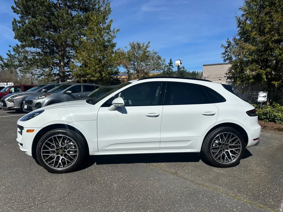 2020 Porsche Macan Turbo - Image 2 of 20