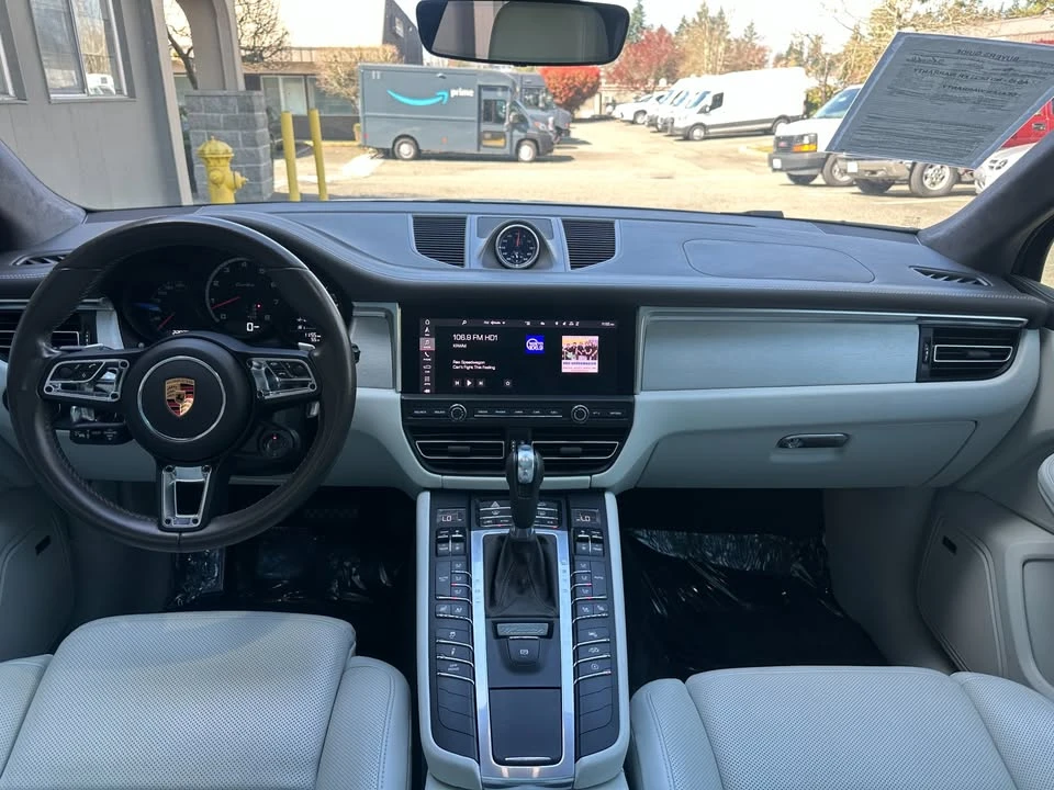 2020 Porsche Macan Turbo - Image 11 of 20