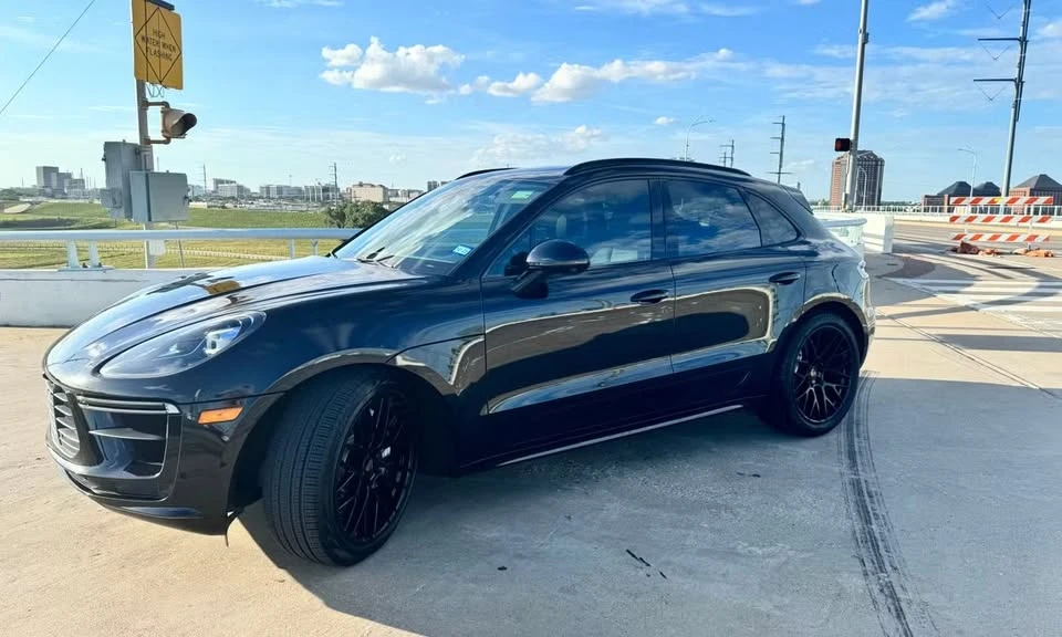 2020 Porsche Macan Turbo - Image 2 of 13