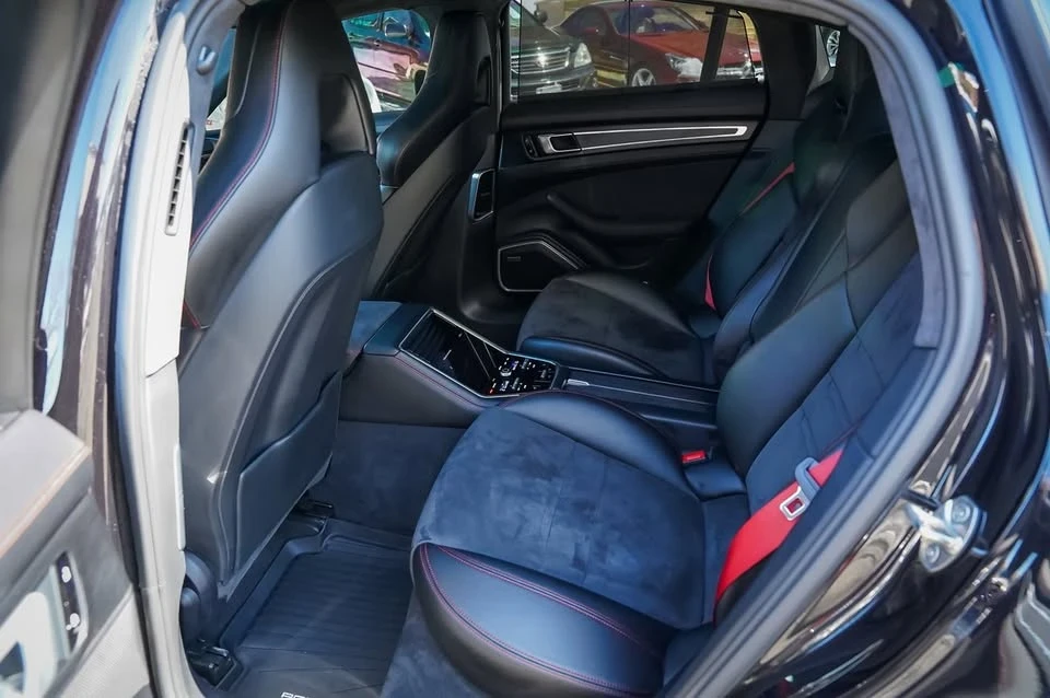 2020 Porsche 971 Panamera - Image 14 of 20