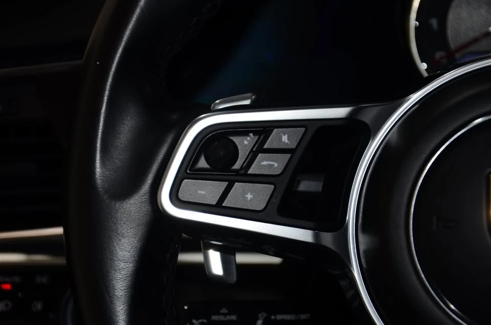 2020 Porsche 971 Panamera - Image 18 of 20