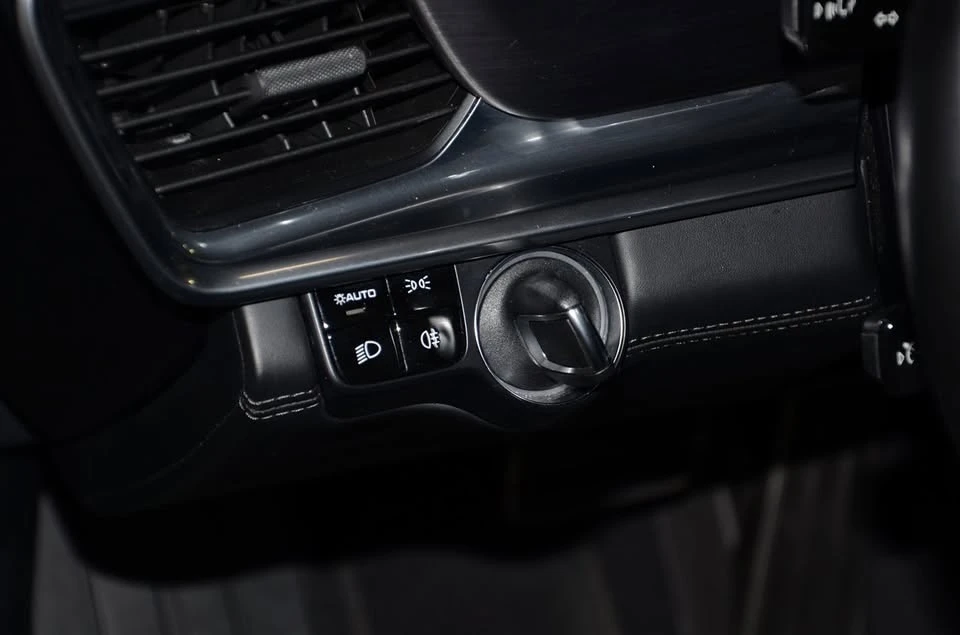 2020 Porsche 971 Panamera - Image 16 of 20