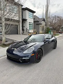 2020 Porsche Panamera GTS