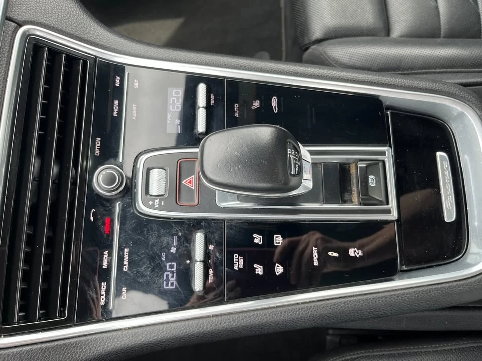 2020 Porsche 971 Panamera - Image 11 of 19