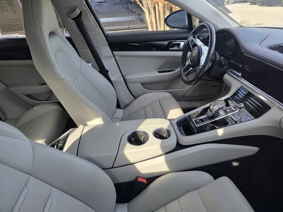 2020 Porsche 971 Panamera - Image 4 of 6
