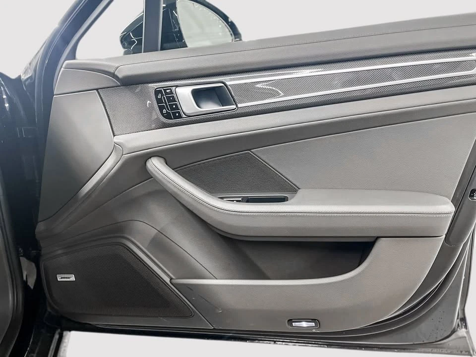 2020 Porsche 971 Panamera - Image 19 of 20