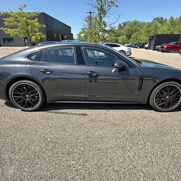 2020 Porsche Panamera 4