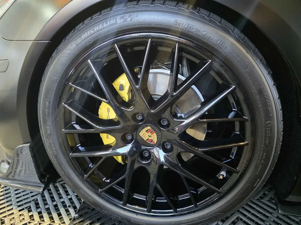2020 Porsche 971 Panamera - Image 9 of 17