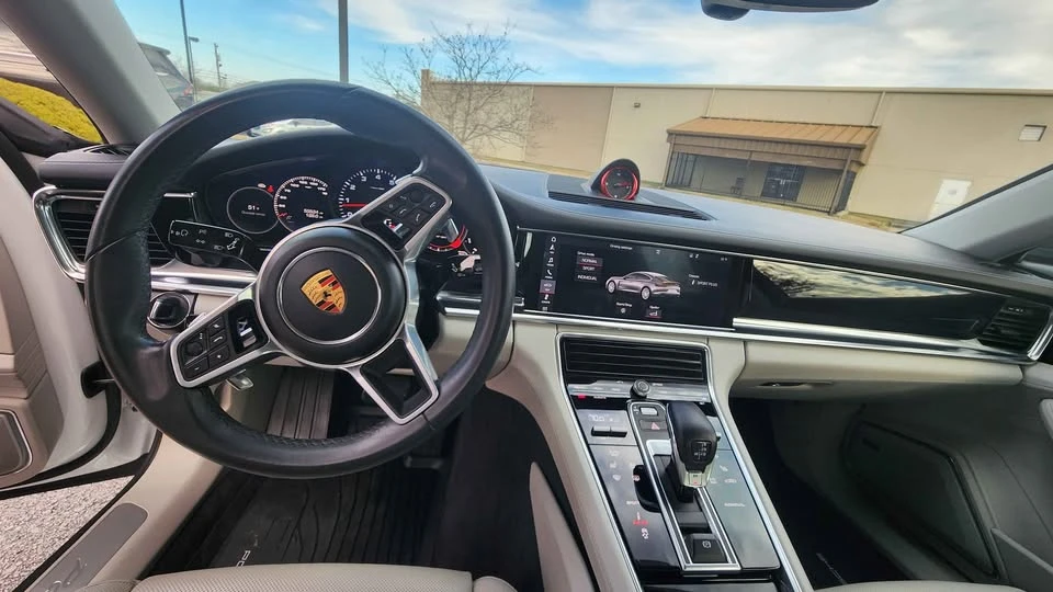 2020 Porsche 971 Panamera - Image 8 of 9