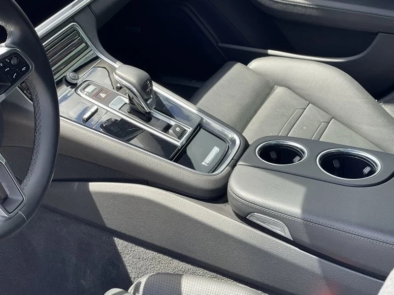 2020 Porsche 971 Panamera - Image 17 of 20