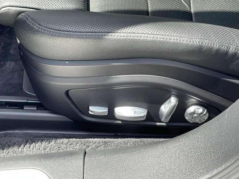 2020 Porsche 971 Panamera - Image 13 of 20