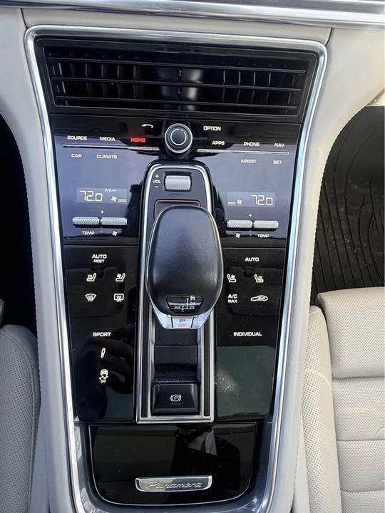 2020 Porsche 970 Panamera 4S - Image 18 of 20