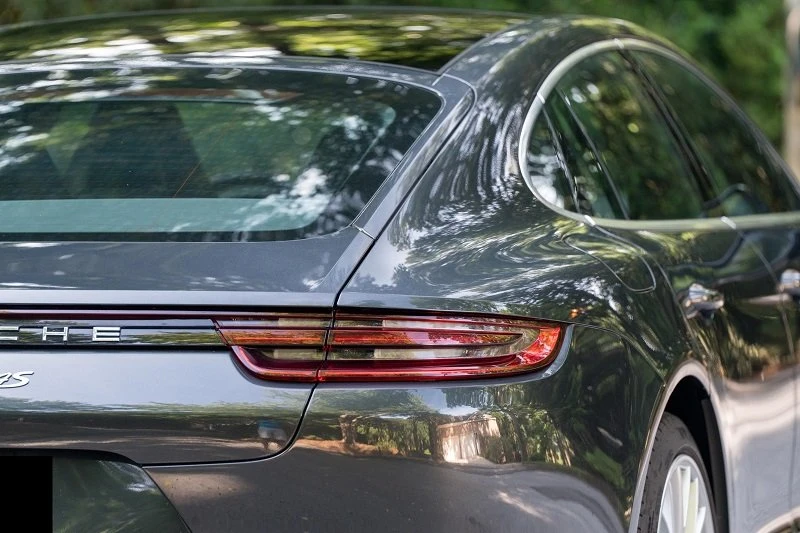 2020 Porsche 970 Panamera 4S - Image 7 of 11