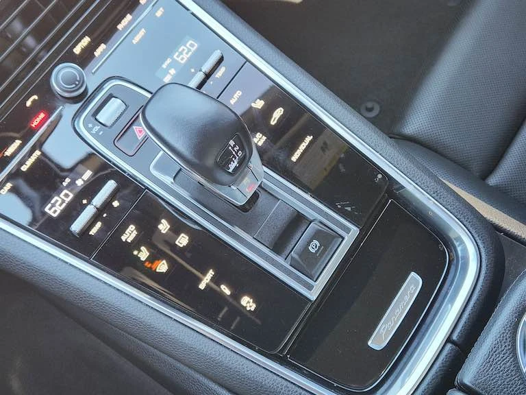2020 Porsche 971 Panamera - Image 12 of 18