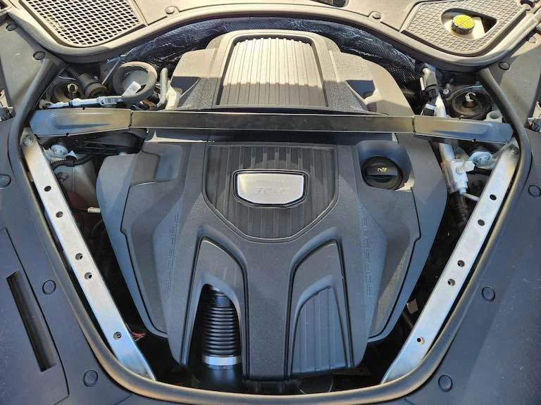 2020 Porsche 971 Panamera - Image 17 of 18