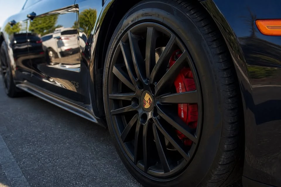 2020 Porsche 971 Panamera GTS - Image 14 of 19