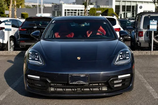 2020 Porsche Panamera GTS