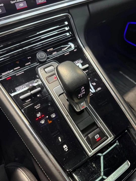 2020 Porsche 971 Panamera GTS - Image 8 of 17