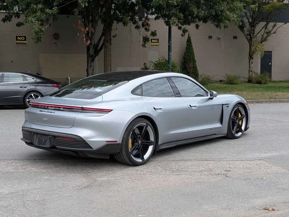 2020 Porsche Taycan - Image 5 of 16